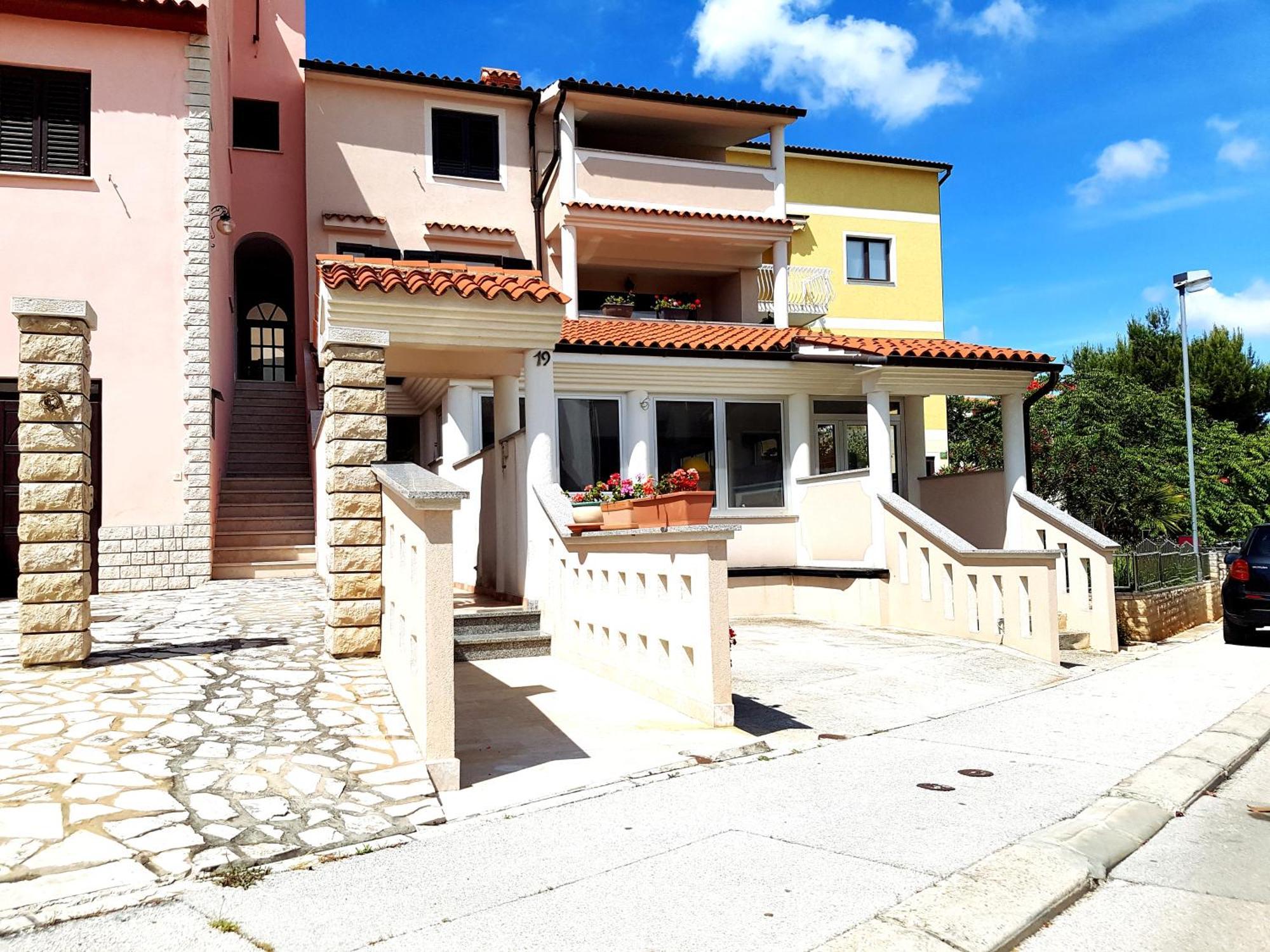 Krajcer Apartments Pola Esterno foto